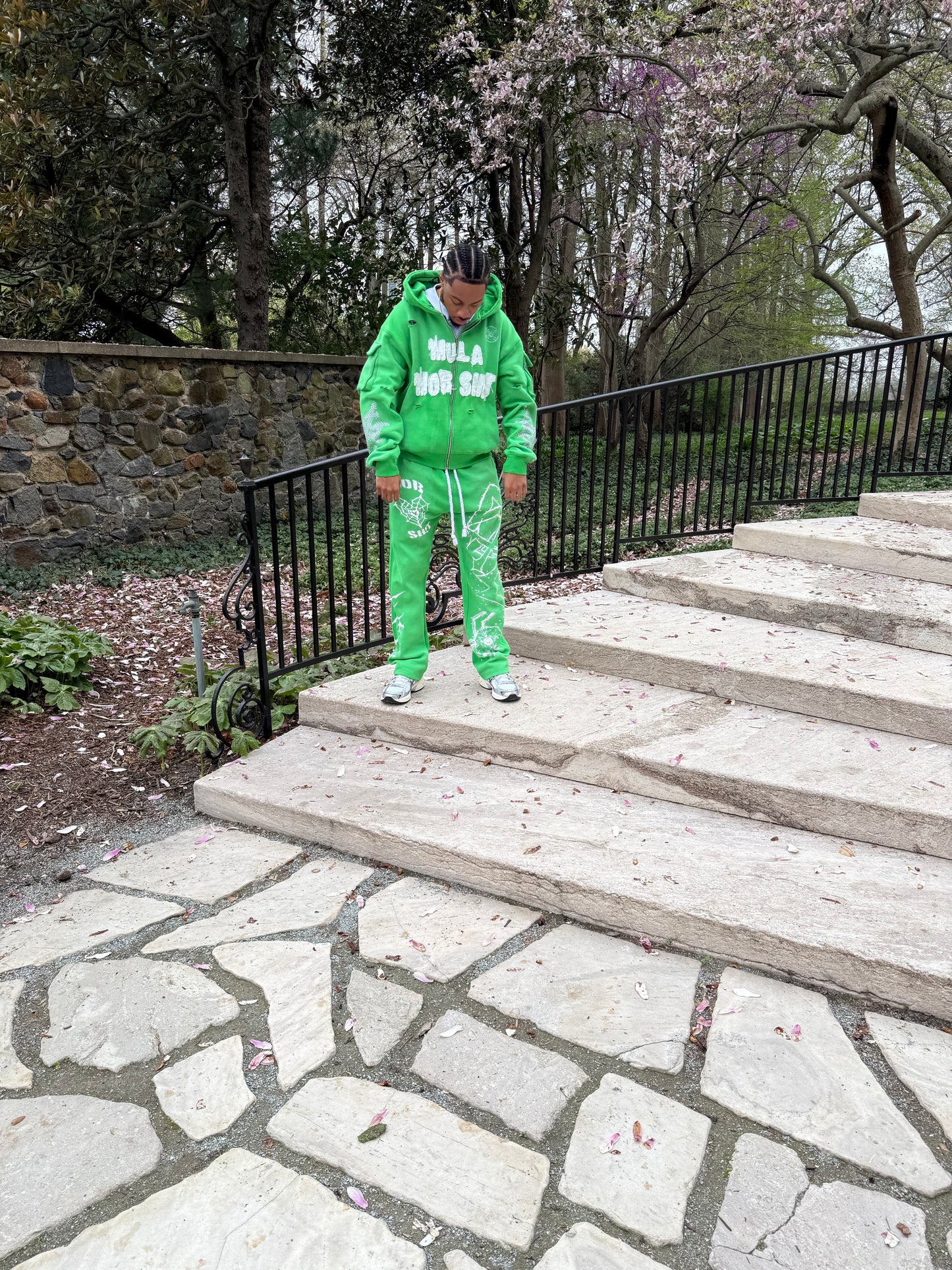 MOB TIES HOODIE- GREEN